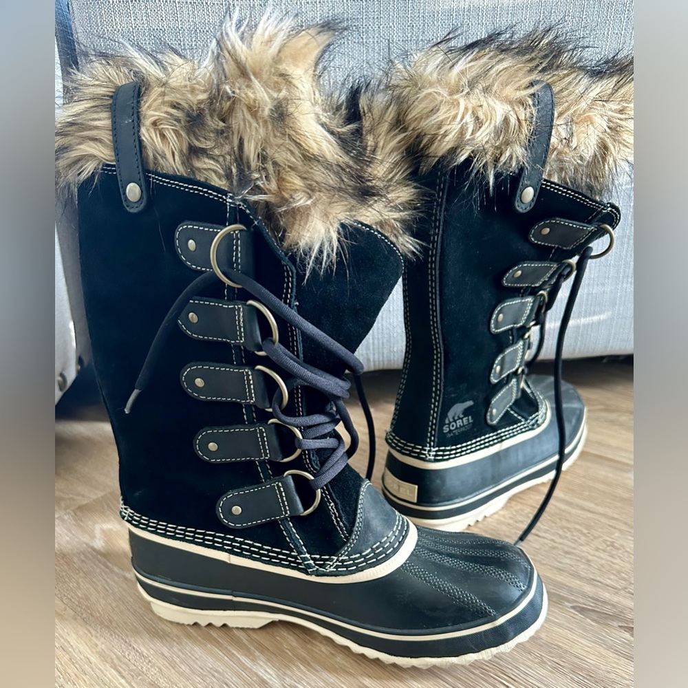 SOREL- WOMEN’s Joan of Arctic Boot